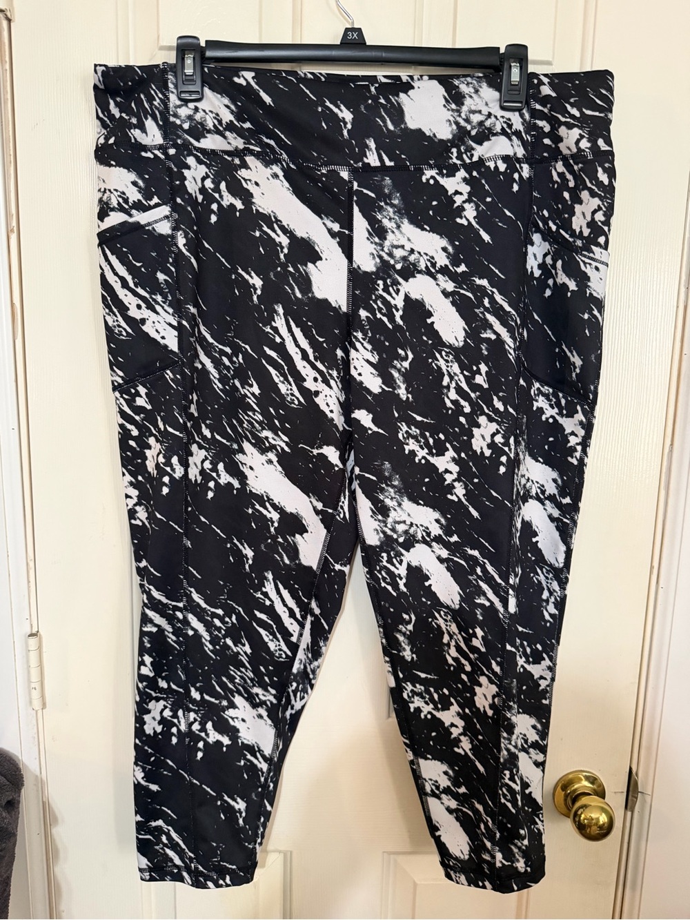 Pro Player Black and White Marble Print Leggings